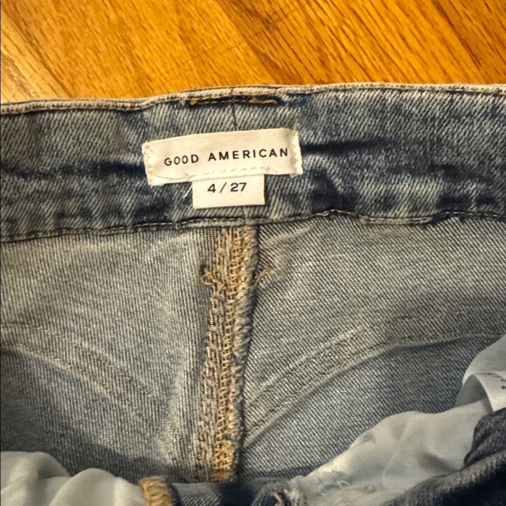 Good American Good Legs Straight Jeans - Picture 4 of 8